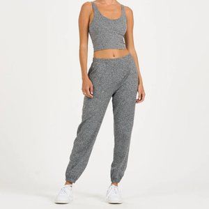Vuori Boyfriend Jogger Size Medium